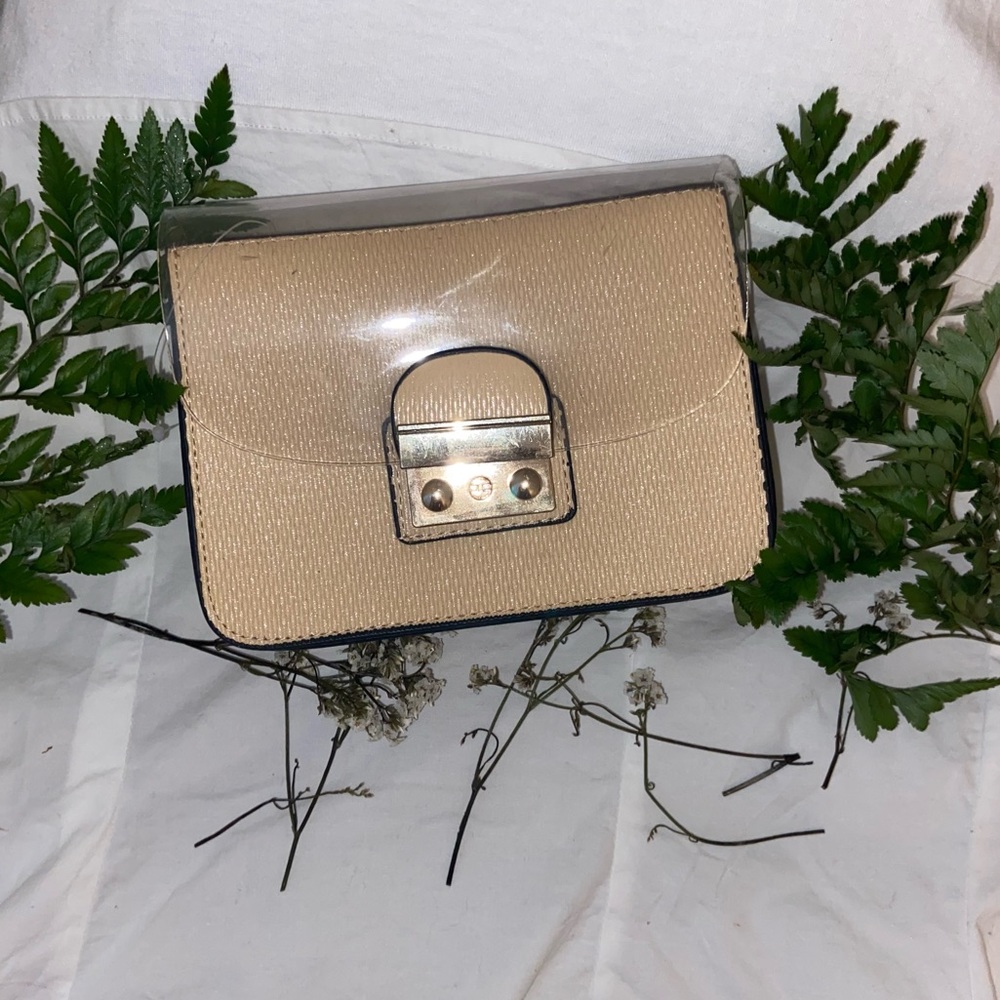 New!!!! Gold purse